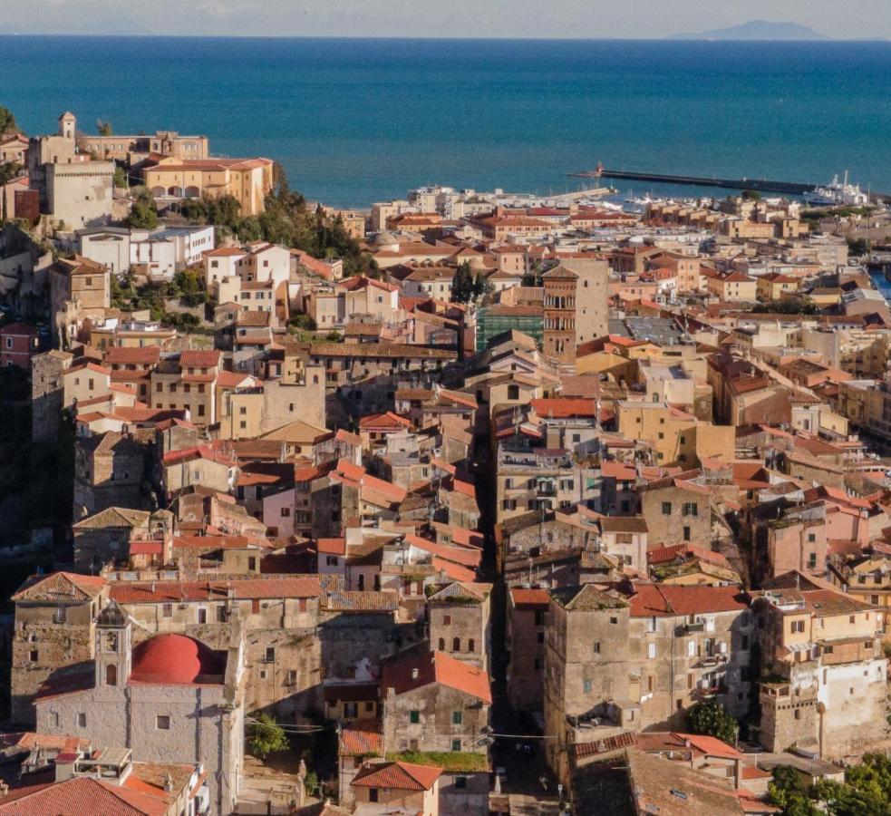 Torrione San Lorenzo I Terracina Zewnętrze zdjęcie